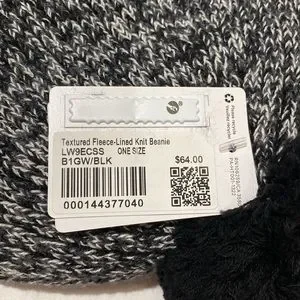 Women\'s Lululemon Textured Fleece-Lined Knit Beanie Black/White One Size‎ Lululemon Fleece-Lined Knit Beanie - Heathered Black - lulu  main image 4